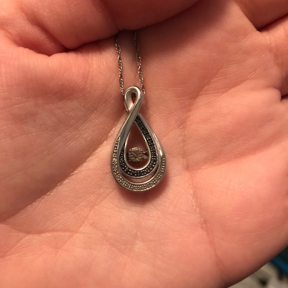 Kay’s Jeweler Necklace